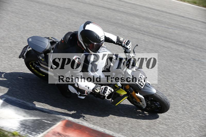 /45 10.08.2025 Plüss Moto Sport ADR/Freies Fahren/62
